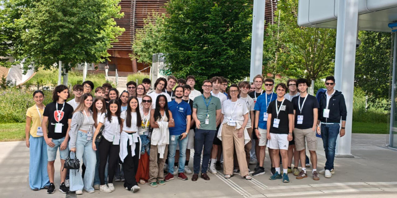 C. FANTIN – Dal Liceo di Gallarate alla culla della fisica quantistica: gli studenti alla scoperta del CERN con due guide d’eccezione