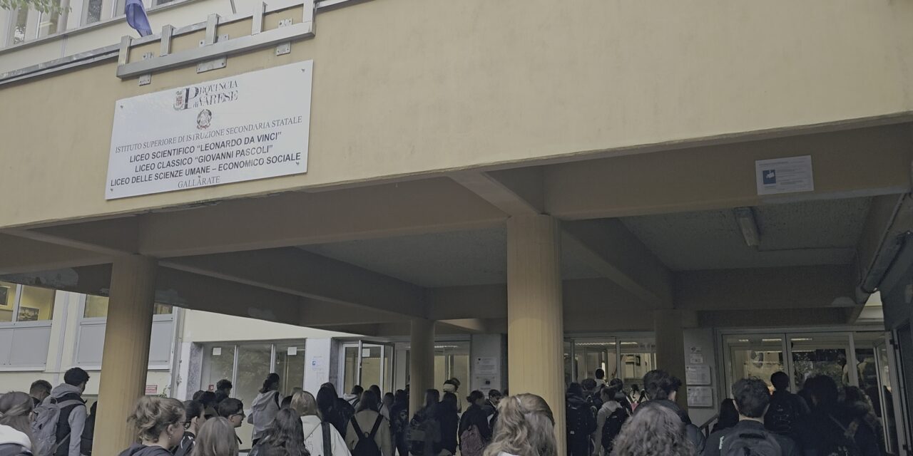 Un caloroso benvenuto agli studenti di classe prima!